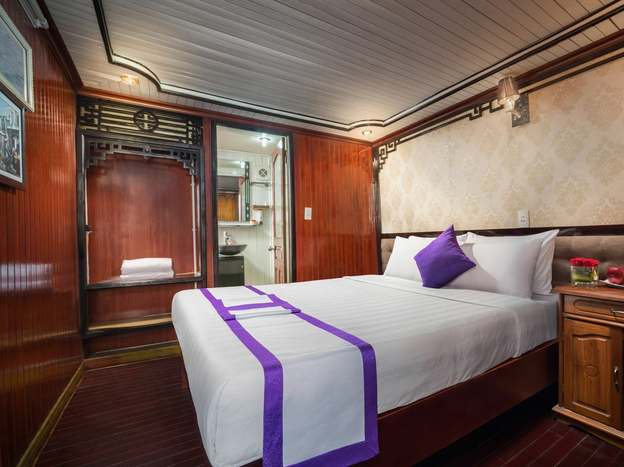 Halong Lavender Cruises Hotel Ha Long Buitenkant foto